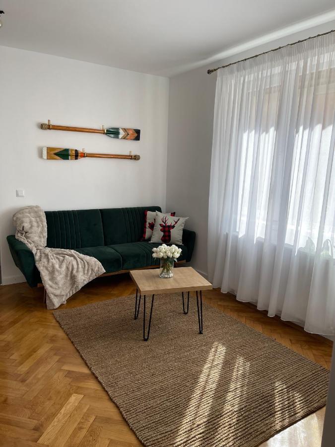 Maple Apartment Brasov